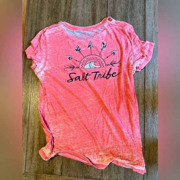 Women's Salt Life Live Salty Sheer/Distressed Shirt - Coral, L - Picture 5 of 9